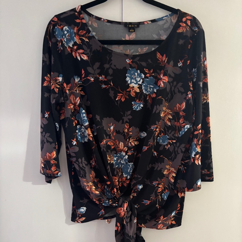 IMAN FLOWERED TOP